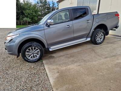 Mitsubishi L200 2.4 DI-D/181CV Double Cab Intense Hp Mivec SDA Grigio usata Tertenia