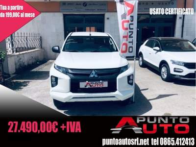 Mitsubishi L200 2.3 D Club Cab 4x4  Invite Connect Bianco usata Isernia