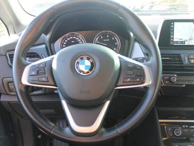 BMW Serie 2 Gran Tourer 220d d Gran Tourer 7 posti Business aut. Blu/Azzurro usata San Salvatore Telesino