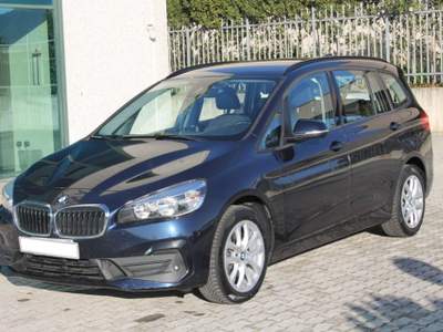 BMW Serie 2 Gran Tourer 220d d Gran Tourer 7 posti Business aut. Blu/Azzurro usata San Salvatore Telesino
