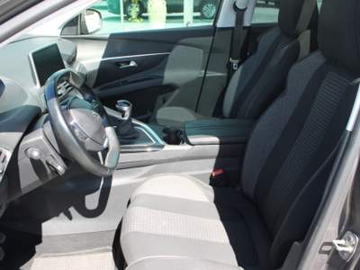 Peugeot 5008 2.0 BlueHDi 150 S&S Business TETTO APRIBILE  7 POS Grigio usata San Salvatore Telesino