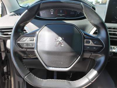 Peugeot 5008 2.0 BlueHDi 150 S&S Business TETTO APRIBILE  7 POS Grigio usata San Salvatore Telesino
