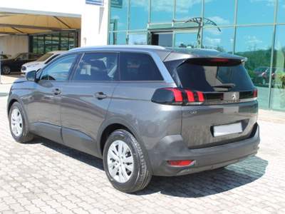 Peugeot 5008 2.0 BlueHDi 150 S&S Business TETTO APRIBILE  7 POS Grigio usata San Salvatore Telesino