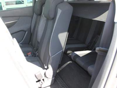 Peugeot 5008 2.0 BlueHDi 150 S&S Business TETTO APRIBILE  7 POS Grigio usata San Salvatore Telesino