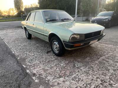 Peugeot 505 2.0 TI Verde usata Marmirolo