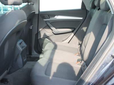 Audi Q5 2.0 TDI 150 CV Business Blu/Azzurro usata San Salvatore Telesino