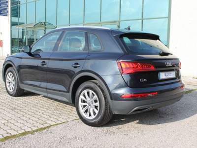Audi Q5 2.0 TDI 150 CV Business Blu/Azzurro usata San Salvatore Telesino