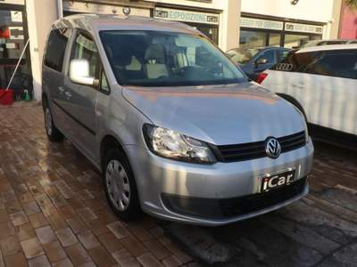 Volkswagen Caddy 1.6 TDI 102 CV 5p. Trendline Grigio usata Marsala