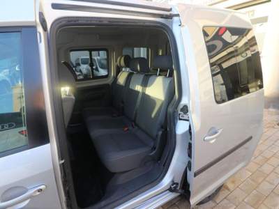 Volkswagen Caddy 1.6 TDI 102 CV 5p. Trendline Grigio usata Marsala