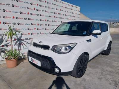 Kia Soul 1.6 CRDi You® Soul Bianco usata Cagliari