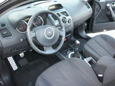 Renault Mégane Cabrio 1.9 dCi/130CV Dynamique Nero usata Ceppaloni