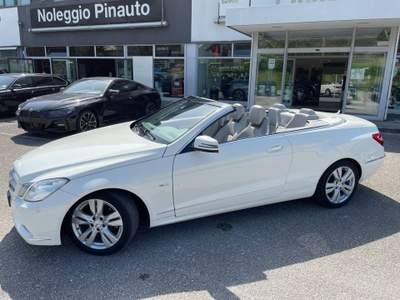 Mercedes-Benz Classe E CDI Cabrio Blue EFFICIENCY Executive Bianco usata Ceppaloni