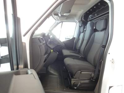 Renault Master RENAULT MASTER 2.3 DCI Bianco usata Catanzaro