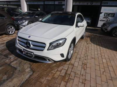 Mercedes-Benz GLA d Automatic 4Matic Business Bianco usata Marsala