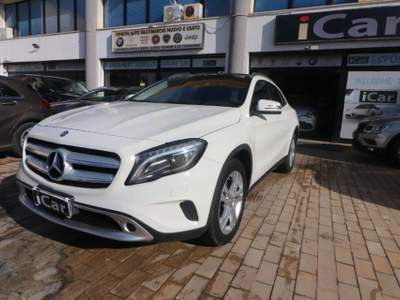 Mercedes-Benz GLA d Automatic 4Matic Business Bianco usata Marsala