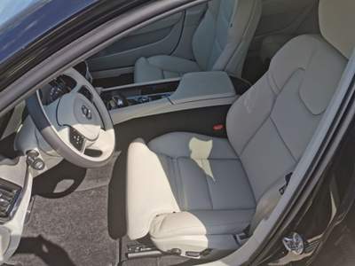 Volvo V90 B4 automatico Ultimate Bright Nero usata Castelnuovo Rangone