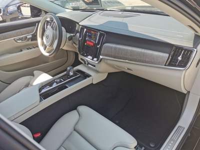 Volvo V90 B4 automatico Ultimate Bright Nero usata Castelnuovo Rangone