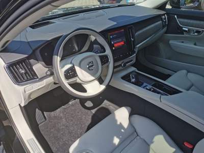 Volvo V90 B4 automatico Ultimate Bright Nero usata Castelnuovo Rangone