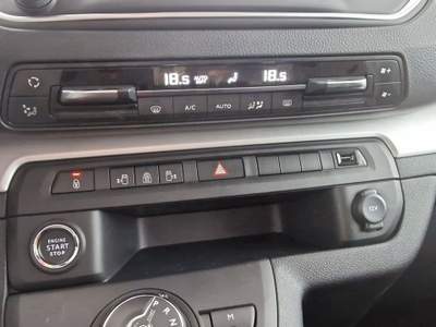 Opel Zafira Life 2.0 Diesel 180CV aut. Nero usata Castelnuovo Rangone