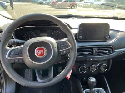 Fiat Tipo 1.4 T-Jet 120CV 5 porte Lounge Nero usata Castelnuovo Rangone