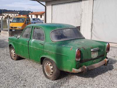 Alfa Romeo Giulietta 1300 Ti del 1961 Verde usata RONCADE