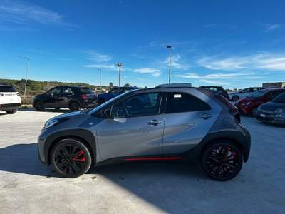 Toyota Aygo 1.0 VVT-i 72 CV 5p. Undercover Blu/Azzurro usata Poggiardo