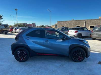 Toyota Aygo 1.0 VVT-i 72 CV 5p. Undercover Blu/Azzurro usata Poggiardo
