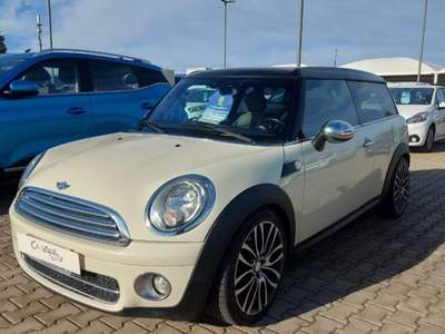 MINI Clubman Clubman 1.6 Cooper D Beige usata Fasano