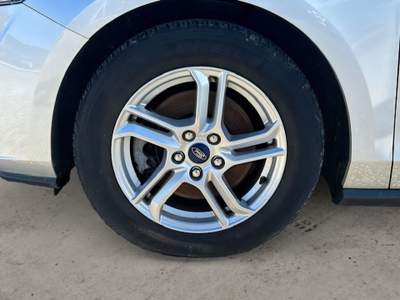 Ford Focus 1.0 EcoBoost 125cv S&S Business ST Line Argento usata Pistoia