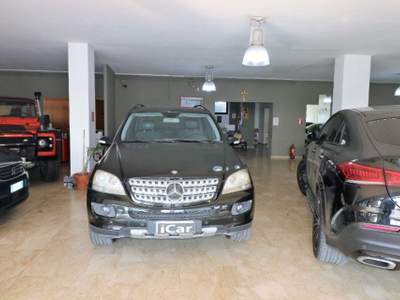 Mercedes-Benz Classe M CDI 4-MATIC Nero usata Marsala