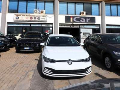 Volkswagen Golf 2.0 TDI DSG SCR Life Bianco usata Marsala