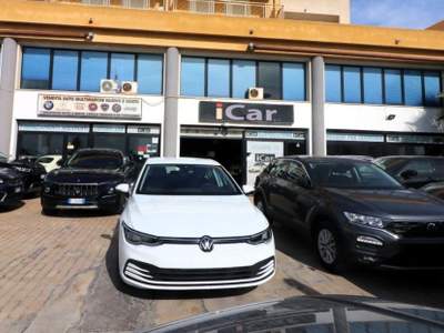 Volkswagen Golf 2.0 TDI DSG SCR Life Bianco usata Marsala