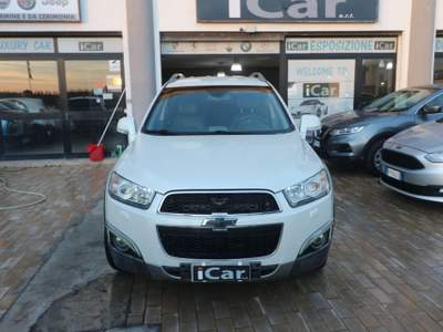 Chevrolet Captiva 2.2 VCDi 184CV aut. 4WD LTZ Bianco usata Marsala