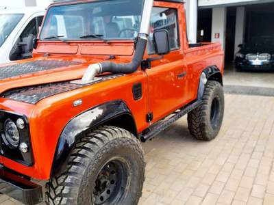 Land Rover Defender 110 2.5 Tdi Arancione usata Marsala