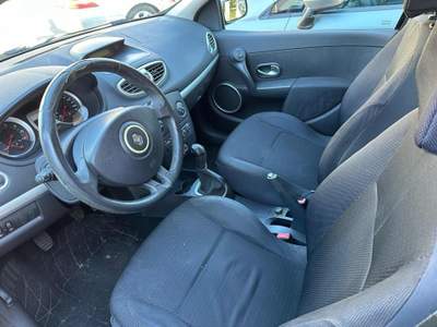 Renault Clio 1.2 16V cat 5 porte Confort Dynamique Nero usata Nogaredo