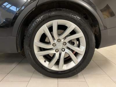 Land Rover Discovery 2.0 SD4 240 CV HSE 7 POSTI !! TETTO !! Nero usata Rovereto
