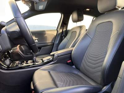 Mercedes-Benz Classe A Executive Navi Pelle Uniproprietario Nero usata Oderzo