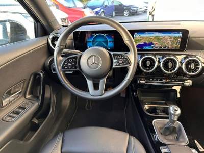 Mercedes-Benz Classe A Executive Navi Pelle Uniproprietario Nero usata Oderzo