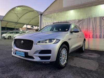 Jaguar F-Pace Jaguar F-Pace 2.0D 180cv Automatica Tetto apribile Argento usata Pompei