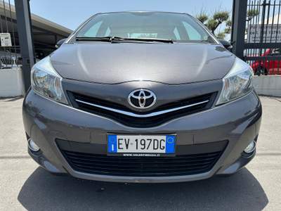 Toyota Yaris UNICO PROPRIETARIO Grigio usata Viagrande