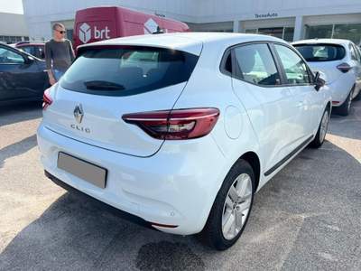 Renault Clio Blue dCi 100 CV 5 porte Evolution Bianco usata Nola