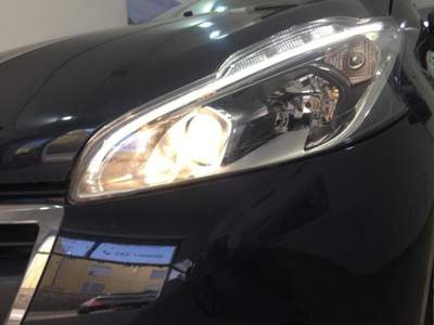 Peugeot 208 BlueHDi 100 S&S 5p. Mix Grigio usata Alcamo