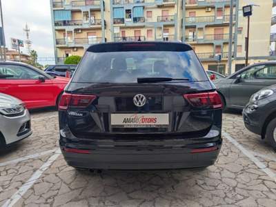 Volkswagen Tiguan 2.0 tdi Business 150cv dsg Nero usata Mazzarrone