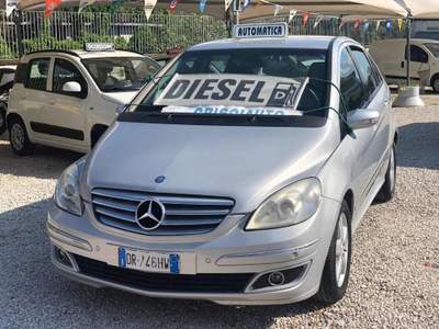 Mercedes-Benz Classe B CDI cambio automatico km certificati Grigio usata Acerra