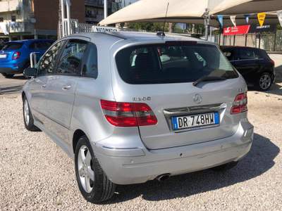 Mercedes-Benz Classe B CDI cambio automatico km certificati Grigio usata Acerra