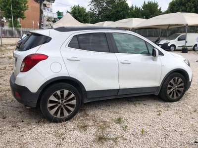 Opel Mokka 1.4 Turbo GPL Tech 140CV TESTATA ROTTA Bianco usata Acerra