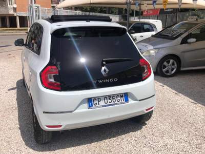 Renault Twingo 1000 benzina CABRIO 2020 Bianco usata Acerra