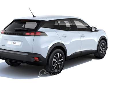 Peugeot 2008 motore elettric 156CV STYLE+ALLURE+GT+GT EXCLUSIVE Bianco usata Fara Gera d'Adda