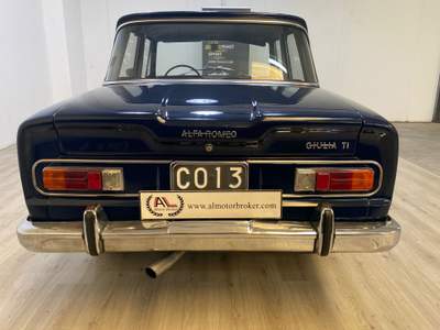 Alfa Romeo Giulia * Cambio al volante * 6 posti * Targa e libretto originale Blu/Azzurro usata Pordenone
