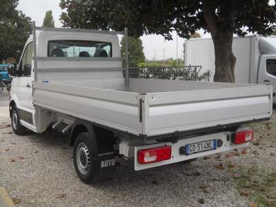Volkswagen Crafter 35 2.0 TDI 140CV PM Cassonato Business Bianco usata Ferrara